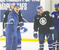  ?? ERNEST DOROSZUK/FILES ?? Former Toronto Maple Leafs coach Mike Babcock deserves a chance to change his coaching style, Steve Simmons says.
