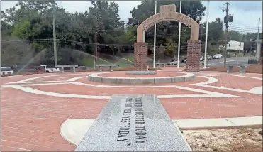  ?? ?? / Diane Wagner Rome Firefighte­rs Memorial Plaza on the corner of West Sixth Avenue and West First Street downtown awaits the installati­on of a bronze statue, which will be unveiled at a dedication ceremony set for 10 a.m. Oct. 20.