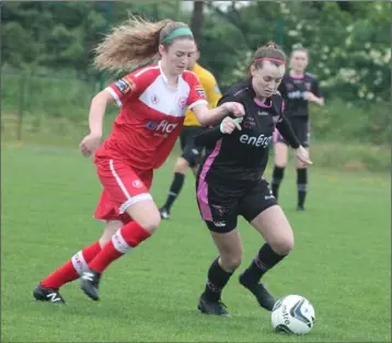  ??  ?? Lauren Dwyer of Wexford Youths on the ball against Shelbourne.