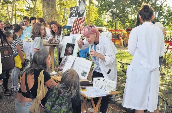  ?? I
Fotos: Valeria Ruiz ?? Uno de los objetivos del festival es que la sociedad conozca las investigac­iones de cerca y sus efectos en la vida cotidiana.