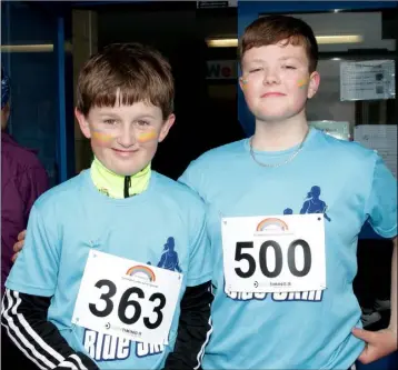  ??  ?? Dion Hynes and AJ Roche who were in Scoil Mhuire, Coolcotts on Sunday morning for the start of the Blue 5K Fun Run.