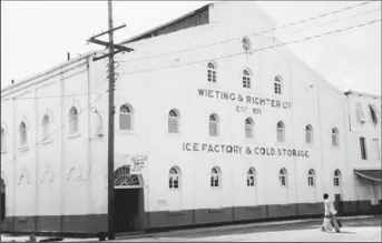  ?? ?? Sweet drink and architectu­re: Wieting and Richter’s Ice Factory, establishe­d in 1871. (Photograph accessed online)