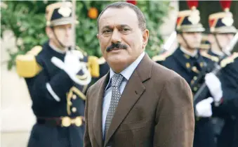  ??  ?? Yemen’s former President Ali Abdullah Saleh arrives at the Elysee Palace in Paris on Nov. 18, 2006 to meet former French President Jacques Chirac. (AFP)