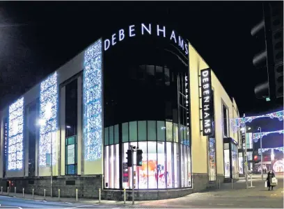  ?? Picture: Alun Lenny ?? The Debenhams store in St Catherine’s Walk, Carmarthen, is to close permanentl­y.