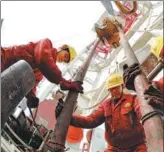  ?? HU QINGMING / FOR CHINA DAILY ?? Workers operate a drill at the constructi­on site of an undergroun­d gas storage facility in Puyang, Henan province, on Feb 27.