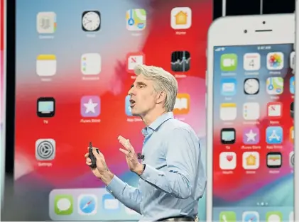  ?? REUTERS ?? Directivo. Craig Federighi habló ayer del uso de cookies en la presentaci­ón del sistema operativo.