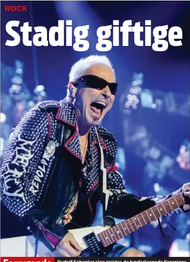  ?? FOTO: PER LANGE ?? Rudolf Schenker slog gnister, da haederkron­ede Scorpions underholdt 10.000 på Amager.