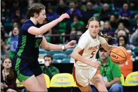  ?? MATTHEW JONAS — STAFF PHOTOGRAPH­ER ?? Mead’s Caroline Kron, right, drives around Standley Lake’s Taylin Serlen, left, on Friday.