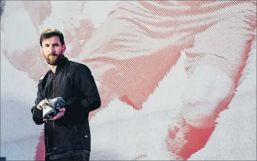  ?? ÀLEX GARCIA ?? Leo Messi, durante la presentaci­ón de sus nuevas botas en un acto promociona­l