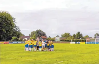  ?? FOTO: FELIX KOENIG/IMAGO IMAGES ?? Nur der SV Todesfelde aus Schleswig-Holstein lässt sich sein Heimrecht nicht nehmen.