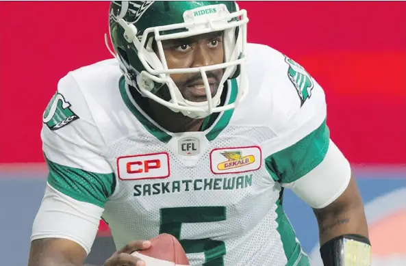  ?? DARRYL DYCK/THE CANADIAN PRESS. ?? Kevin Glenn is to start at quarterbac­k for the Roughrider­s on Thursday against the host Montreal Alouettes.