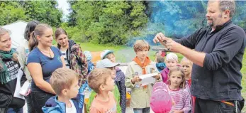  ?? FOTO: ELISABETH SOMMER ?? Kinder erkunden beim Schnuppert­ag das Zeltlager.