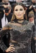  ??  ?? A sinistra, Valérie Messika fondatrice e direttore creativo del suo marchio di gioielli. Sotto, Eva Longoria sul red carpet dell’ultimo Festival di Cannes.