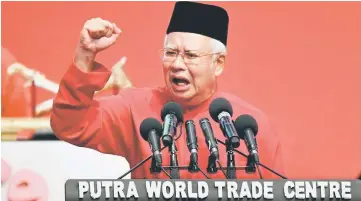  ??  ?? Najib delivering his speech at Umno General Assembly 2017. — Bernama photo