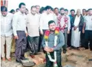  ??  ?? Rishad Bathiudeen, Minister of Industry and Commerce readies to lay the ceremonial foundation stone of the first BOI project to commence in the Mannar Industrial Zone on January 7