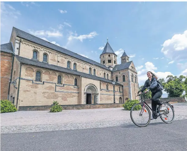  ?? ARCHIVFOTO: MELANIE ZANIN ?? Auch das Kloster Knechtsted­en in Dormagen wird beim 30. Radwandert­ag angesteuer­t. Es ist zugleich eine Stempelste­lle.