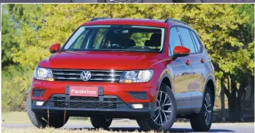  ??  ?? Con diseño sobrio y moderno, el Tiguan presenta buenas prestacion­es y gran desempeño dinámico.