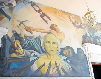  ?? FOTO: FACEBOOK MIGUEL HIDALGO Y COSTILLA ?? Hidalgo, mural del Palacio de Chihuahua.