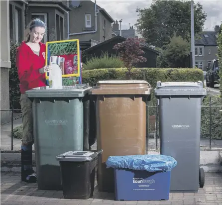  ?? PICTURE: SCOTT TAYLOR ?? 0 Edinburgh’s proliferat­ion of wheelie bins and collection days makes recycling complicate­d