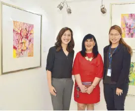  ??  ?? All for art. Quezon City Vice Mayor Joy Belmonte, SM SVP for marketing Millie Dizon and SM Supermalls regional operations manager Jocelyn Lapid during the launch of My City, My SM, My Art at SM City North EDSA