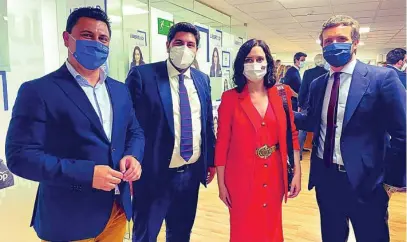  ?? LA RAZÓN ?? José Miguel Luengo, Fernando López Miras, Isabel Díaz Ayuso y Pablo Casado, juntos tras la victoria en la Comunidad de Madrid