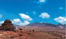  ?? Cnsphoto ?? Una vista del Geoparque Mundial del Desierto de Ala Shan, en la región autónoma de Mongolia Interior.