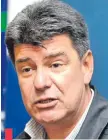  ??  ?? Efraín Alegre, presidente del Partido Liberal Radical Auténtico (PLRA). Anuncia que concretará­n alianzas sin internas.