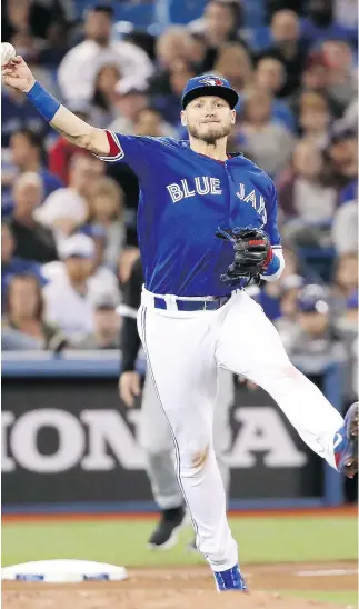  ?? GETTY IMAGES ?? Toronto Blue Jays third baseman Josh Donaldson says a ruptured calf muscle greatly compromise­d his ability to play his position. The star player irritated the Jays by electing to follow his own rehab routine.