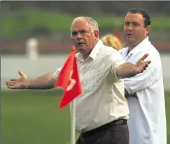  ??  ?? Jim Ward on the sidelines at Ramsgate alongside brother and long-time assistant Danny