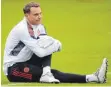  ?? FOTO: IMAGO- IMAGES ?? Das Knie ist’s (allerdings das rechte): Manuel Neuer.