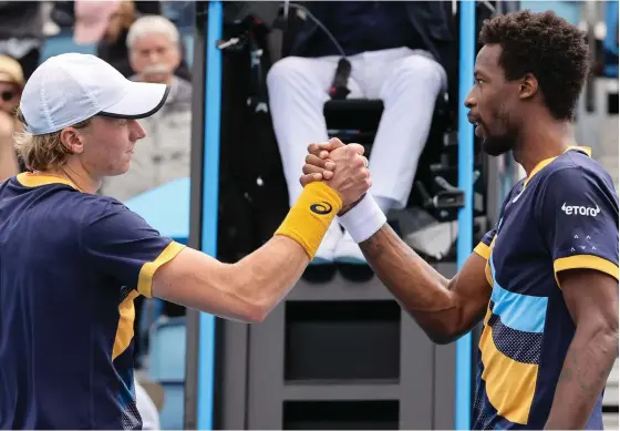  ?? FOTO: DAVID GRAY/
LEHTIKUVA-AFP ?? ■ Emil Ruusuvuori inledde Australian Open i stor stil.