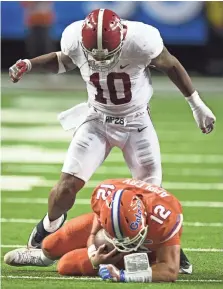  ?? JOHN DAVID MERCER, USA TODAY SPORTS ?? Linebacker Reuben Foster (10) says Alabama players feed off the program’s history of success.