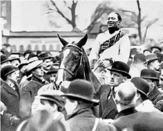  ?? ?? Jockey Bob Trudgill with winner Master Robert.