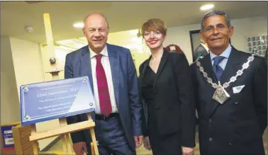  ?? FM4932009 ?? Official opening of new buildings at Norton Knatchbull school: pictured are Damian Green MP, head teacher Susanne Staab and Mayor of Ashford Cllr Winston Michael