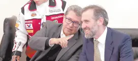  ?? ?? l En la foto aparece el senador Ricardo Monreal, presidente de la Junta de Coordinaci­ón Política, y Lorenzo Córdova, presidente del INE.