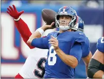  ?? NOAH K. MURRAY - THE ASSOCIATED PRESS ?? New York Giants quarterbac­k Daniel Jones (8) throws a pass during the first half of an NFL preseason football game against the New England Patriots Sunday, Aug. 29, 2021, in East Rutherford, N.J.