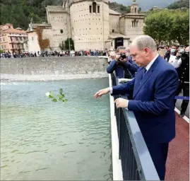  ?? (Photo Jean-François Ottonello) ?? Dimanche dernier, le prince Albert II était justement à Breil-sur-Roya, village qui amorce sa renaissanc­e.