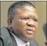  ??  ?? FIKILE MBALULA