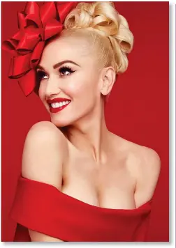  ??  ?? Gift-wrapped: Gwen Stefani reveals her romantic side