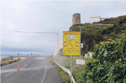  ?? Foto: Rathaus ?? Das erste der neuartigen Konstrukte ist bereits vor dem Ortseingan­g von Torrox Costa aus Richtung Nerja installier­t worden.