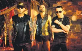  ?? CORTESÍA SONY MUSIC ?? Recienteme­nte Ricky Martin estrenó el sencillo ‘Fiebre’, junto a Wisin & Yandel.