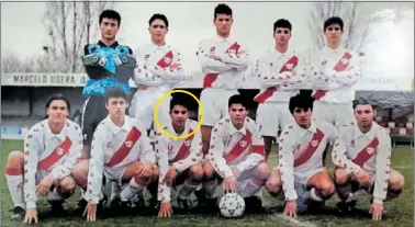  ?? ?? Un jovencísim­o Míchel, con el filial del Rayo en el Román Valero.