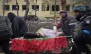  ?? ?? 20 Days in Mariupol … The bombing of Maternity Hospital No 3 in a still from the documentar­y. Photograph: Mstyslav Chernov