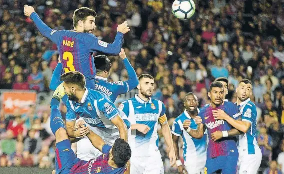  ?? FOTO: PEP MORATA ?? Barça y Espanyol ya se han enfrentado esta temporada en Liga con 5-0 para los azulgrana mientras que los precedente­s recientes en Copa tuvieron la tensión por protagonis­ta