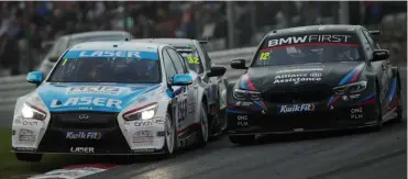  ?? Photo: Jakob Ebrey, Motorsport lmages, Eddie Kelly ?? New BTCC champion Ash Sutton went on the attack in race three at Brands Hatch