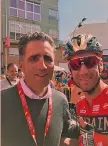  ??  ?? Vincenzo Nibali, 33, ieri al via con il grande Indurain BETTINI