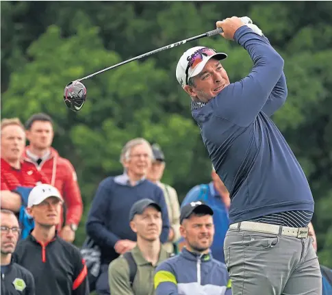  ?? ?? ON FRONT FOOT: New Zealand’s Ryan Fox on the 8th tee during day one at Mount Juliet Estate in County Kilkenny.