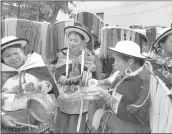  ?? Archivo ?? Las mujeres suelen usar parte de la indumentar­ia tradiciona­l del Taita Carnaval para las celebracio­nes. /