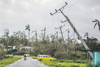  ?? Archivo ?? En medio de la devastació­n que dejó el huracán Ian, cubanos se han tirado a la calle en la mayor de las Antillas para protestar por falta de energía eléctrica.