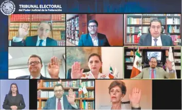  ??  ?? En más de dos horas, la Sala Superior del TEPJF analizó y votó las impugnacio­nes sobre la resolución del Consejo General del INE.